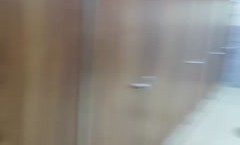 TS伪娘公厕露出尾巴白色液体流出