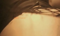 大屌哥酒jiu店高价约🔞操cao极品性.感漂亮的商务美.女嫩neng模,年轻水嫩各种玩弄爆bao🔞操cao,先🔞口kou爆再撕破网袜边🔞操cao边拍,逼逼真干净!