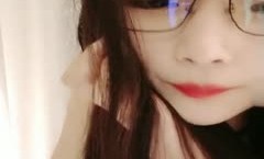 小可爱平台(原卡哇伊)清纯小嫩neng妹mei直播 勾搭外卖小哥激ji情口口啪pa啪 十分诱人