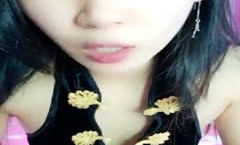 少.妇的沦陷欲望的爱河，露脸少.妇先玩3P后玩4P两场精jing彩大秀连播，黑丝情趣前后夹击各种爆.草淫[ying]乱，真刺激