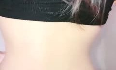 小情侣深夜寻刺激 女厕内小女友给男孩口口啪pa啪