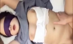 “叫哥哥舒服吗还痛不痛舒服不痛”肤白大.奶小骚逼在床上被哥哥🔞操cao的超🅙🅐🅥-🅦🅐🅣🅒🅗爽shuang了