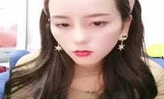 小可爱平台(原卡哇伊)颜值不错美.女衣裳湿半直播大秀 身shen材丰满 激ji情自[zi]慰 十分诱人